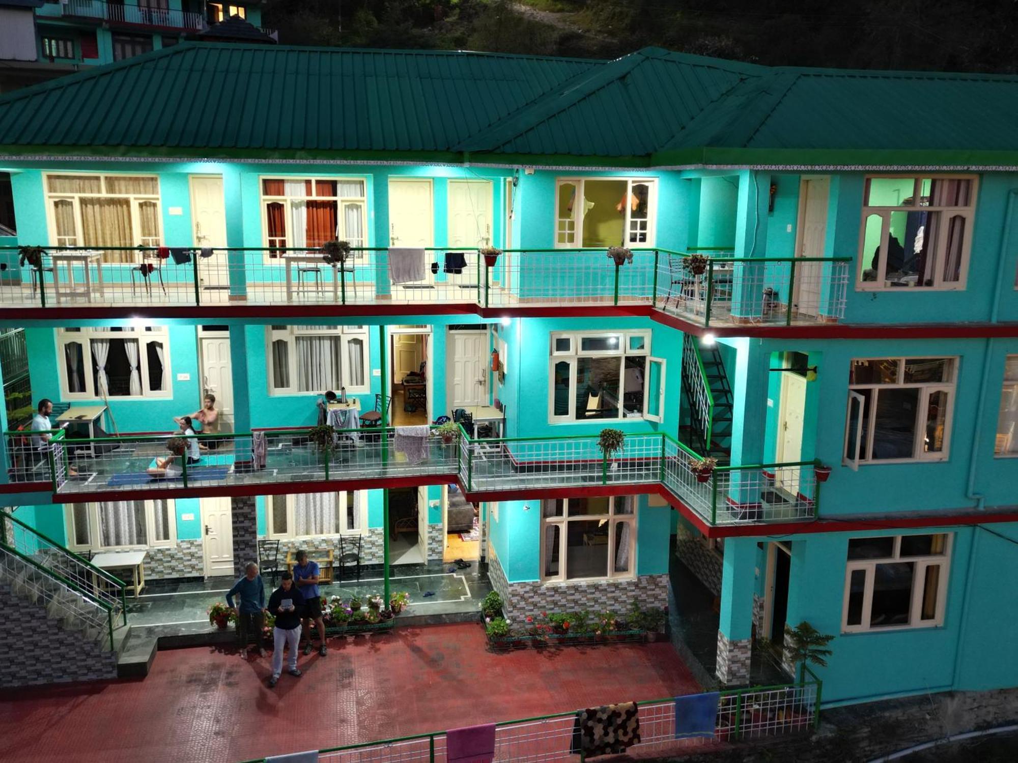 Jagatram Niwas Guesthouse Dharamkot Dharamshala Exterior photo
